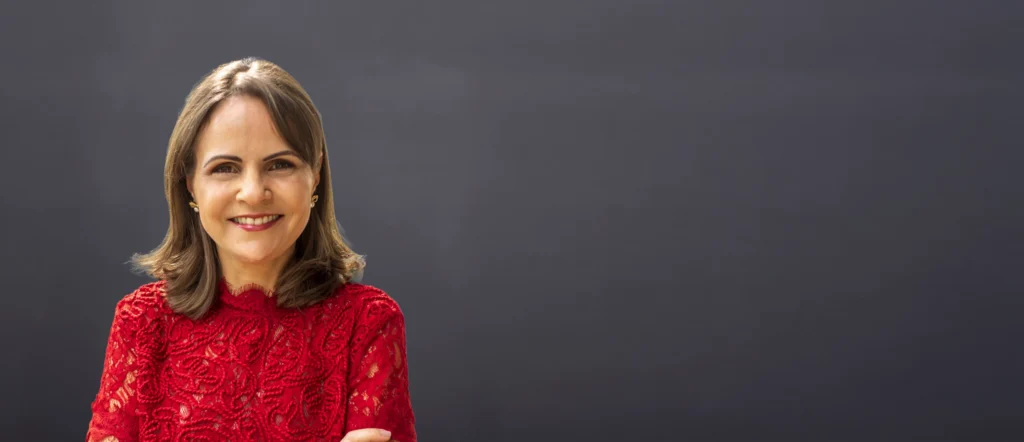 cristina siqueira professional sales and leadership coach