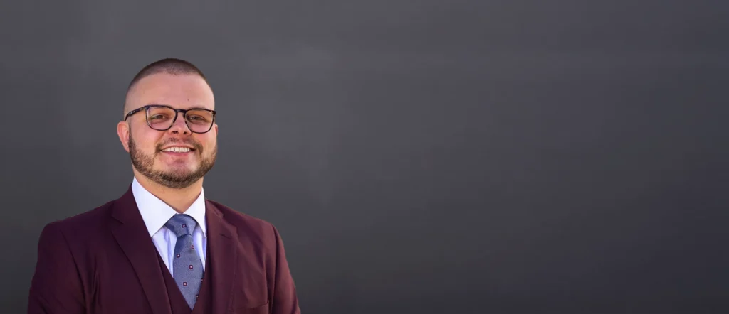 Connor Lewis professional sales and leadership coach
